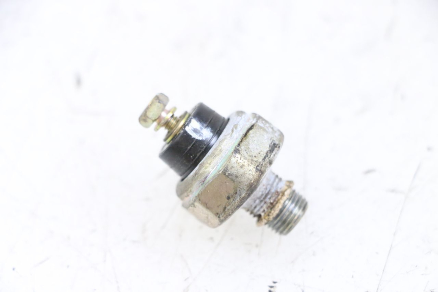 photo de CZUJNIK CIŚNIENIA OLEJU KAWASAKI ZR 7 750 (1999 - 2004) - Widok główny