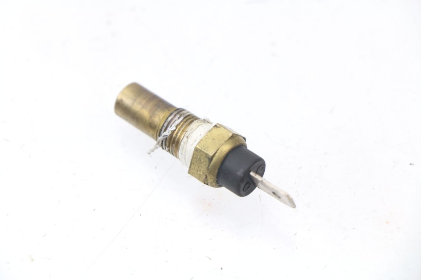 photo de CZUJNIK TEMPERATURY WODY TNT MOTOR FASTINO 4T 50 (2013 - 2019) - Zoom stanu zużycia