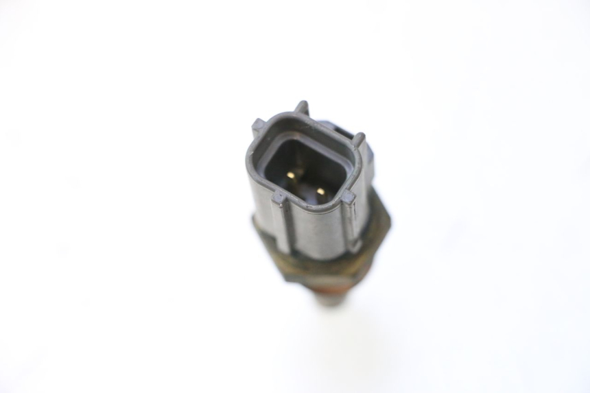 photo de CZUJNIK TEMPERATURY WODY SUZUKI GSR 600 (2005 - 2012) - Szczegół części