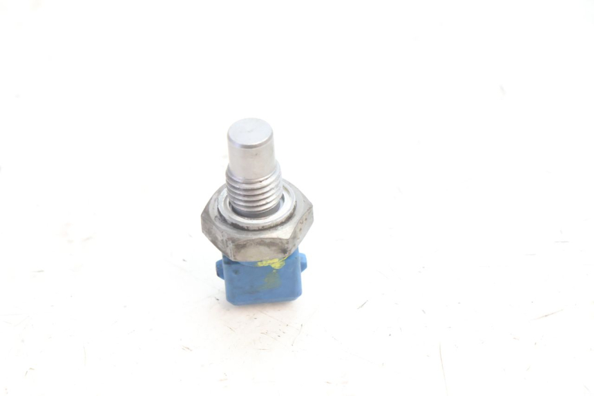 photo de CZUJNIK TEMPERATURY WODY PIAGGIO LIBERTY IGET 4T 50 (2021 - 2025) - Inny kąt widzenia