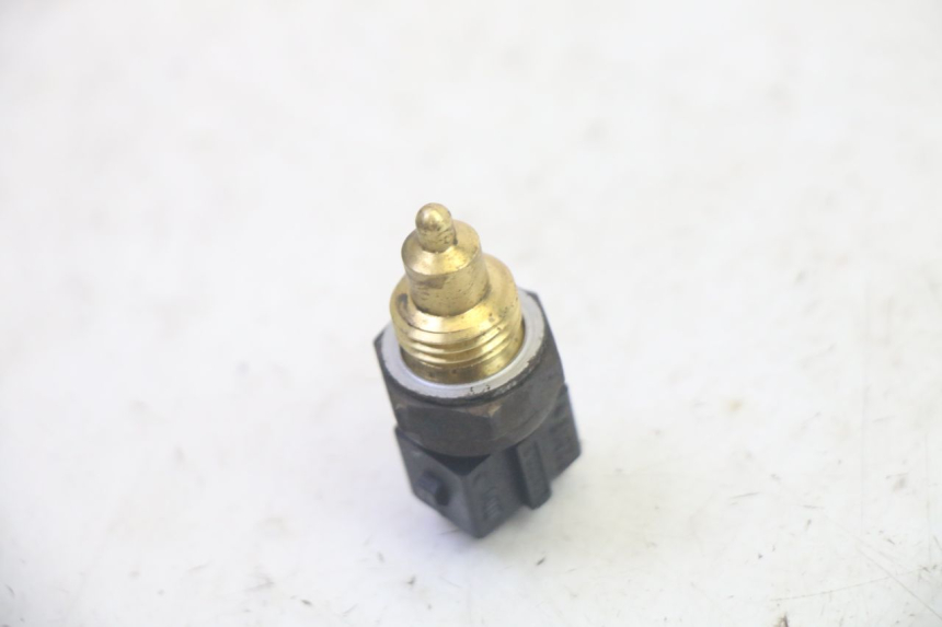 photo de CZUJNIK TEMPERATURY WODY BMW R RT ABS 1200 (2010 - 2014) - Inny kąt widzenia