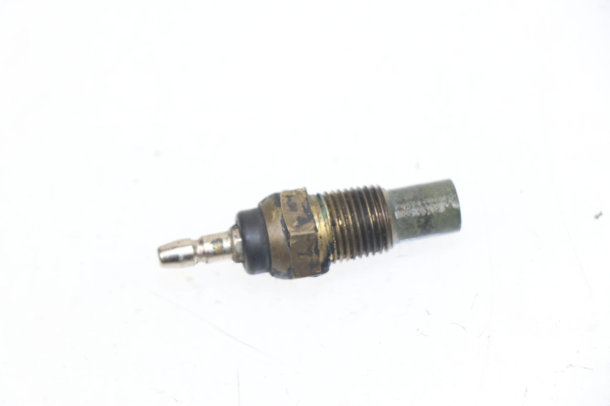 photo de CZUJNIK TEMPERATURY WODY HONDA VTR F FIRESTORM 1000 (1997 - 2001) - Szczegół części
