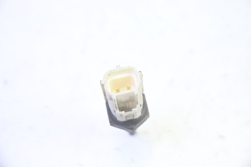 photo de CZUJNIK TEMPERATURY WODY YAMAHA X-MAX XMAX 125 (2010 - 2013) - Inny kąt widzenia