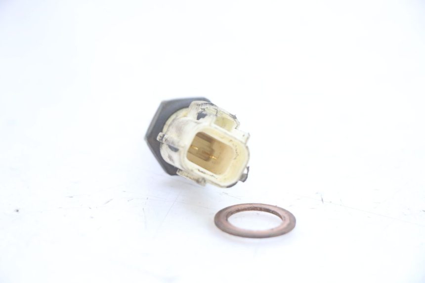 photo de CZUJNIK TEMPERATURY WODY YAMAHA X-MAX XMAX ABS 250 (2010 - 2014) - Inny kąt widzenia