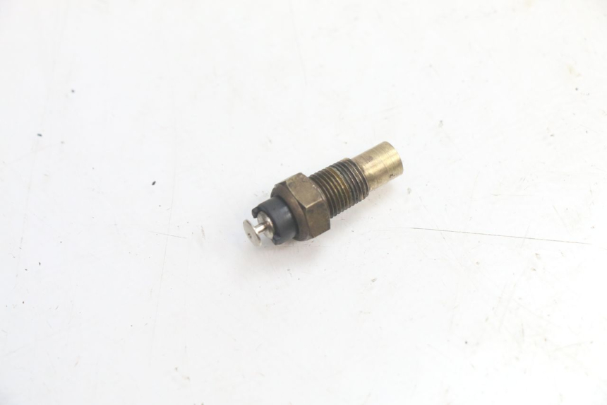 photo de CZUJNIK TEMPERATURY WODY YAMAHA YP MAJESTY 125 (1998 - 2001) - Szczegół części