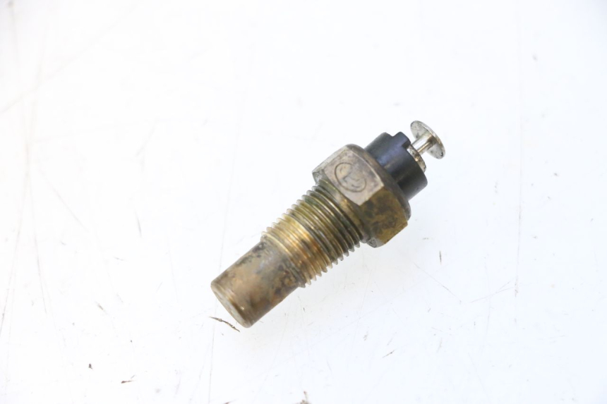 photo de CZUJNIK TEMPERATURY WODY YAMAHA YP MAJESTY 125 (1998 - 2001) - Szczegół części