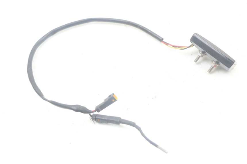 photo de CZUJNIK TEMPERATURY ZEWNĘTRZNEJ QUADRO 3D S 350 (2013 - 2018) - Inny kąt widzenia