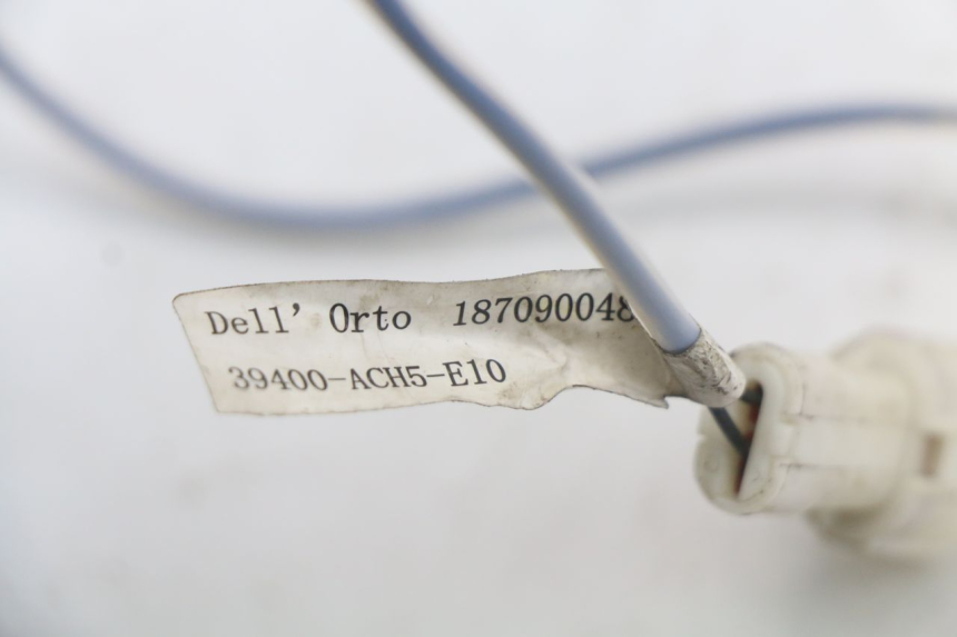 photo de CZUJNIK TEMPERATURY ZEWNĘTRZNEJ KYMCO AGILITY 4T 50 (2018 - 2022) - Inny kąt widzenia