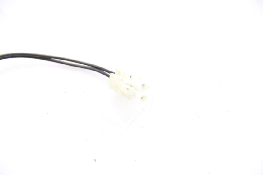 photo de CZUJNIK TEMPERATURY ZEWNĘTRZNEJ PEUGEOT E-VIVACITY 1 (2012 - 2018) - Inny kąt widzenia