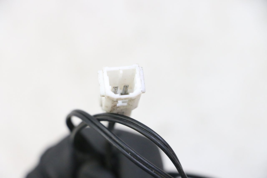 photo de CZUJNIK TEMPERATURY ZEWNĘTRZNEJ PEUGEOT SATELIS 125 (2013 - 2018) - Szczegół części