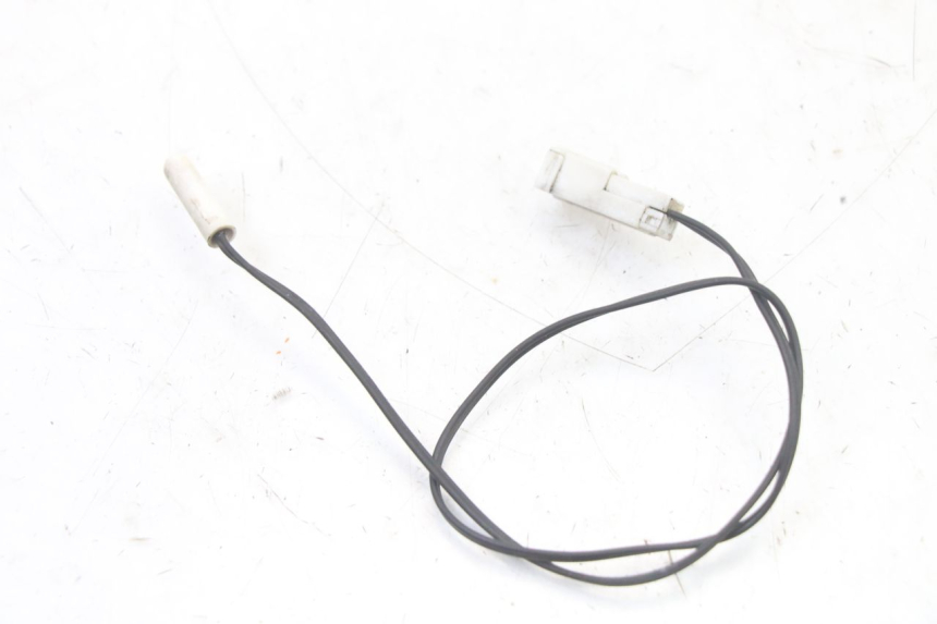 photo de CZUJNIK TEMPERATURY ZEWNĘTRZNEJ PEUGEOT SATELIS COMPRESSOR K15 125 (2006 - 2009) - Szczegół części