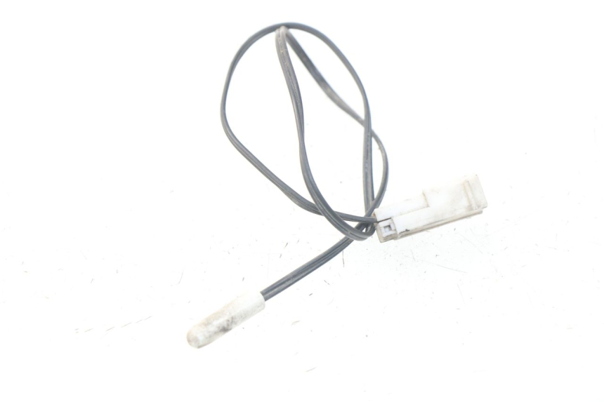 photo de CZUJNIK TEMPERATURY ZEWNĘTRZNEJ PEUGEOT SATELIS 125 (2006 - 2009) - Szczegół części