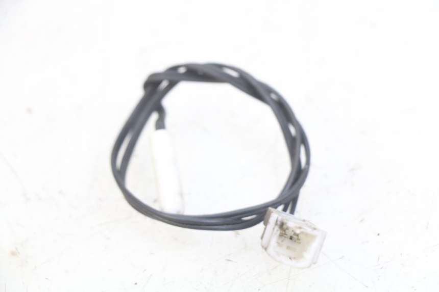 photo de CZUJNIK TEMPERATURY ZEWNĘTRZNEJ PEUGEOT SATELIS 125 (2010 - 2012) - Szczegół części