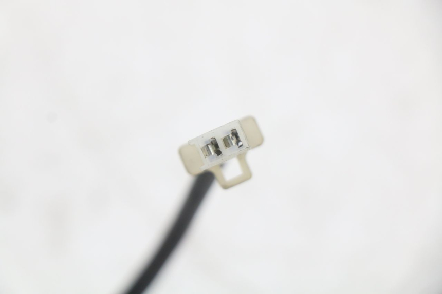 photo de CZUJNIK TEMPERATURY ZEWNĘTRZNEJ PIAGGIO X10 125 (2012 - 2017) - Inny kąt widzenia