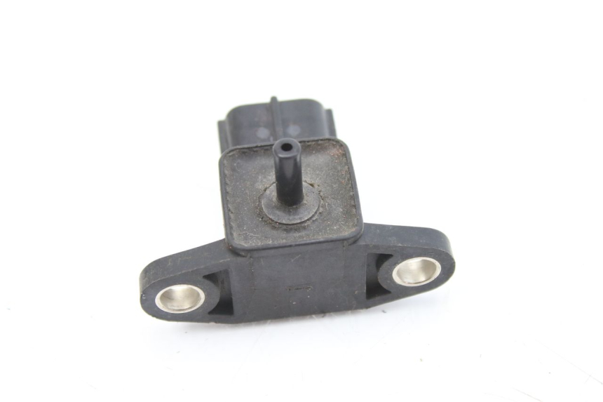 photo de CZUJNIK SUZUKI TLS TL S 1000 (1997 - 2001) - Inny kąt widzenia