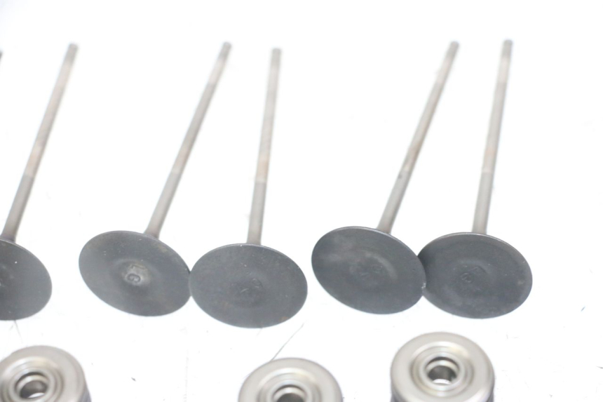 photo de ZAWÓR HONDA CB R 1000 (2018 - 2023) - Kontrola wizualna