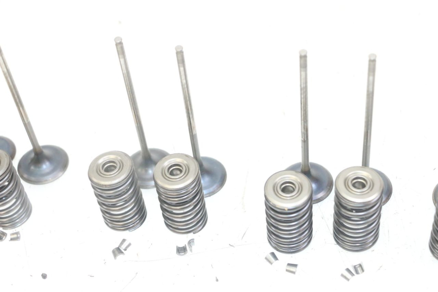 photo de ZAWÓR HONDA CB R 1000 (2018 - 2023) - Alternatywny kąt