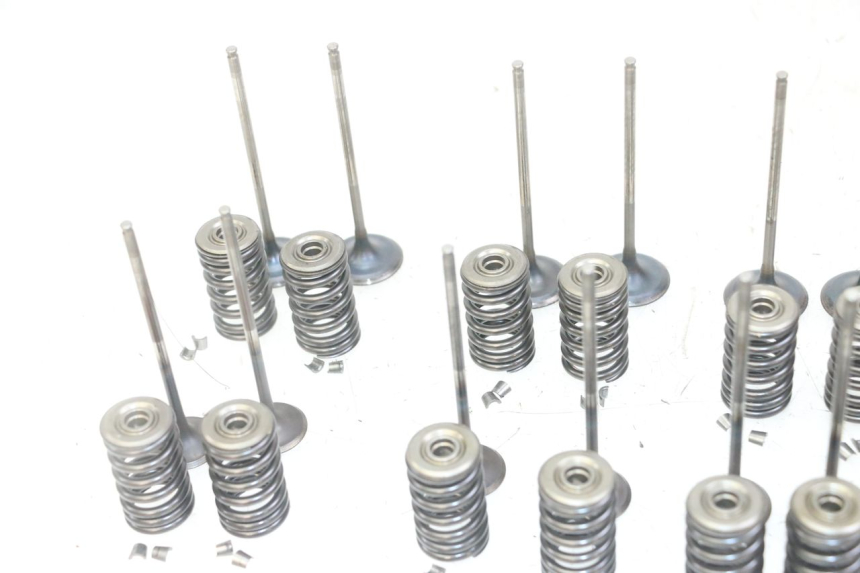 photo de ZAWÓR HONDA CB R 1000 (2018 - 2023) - Zoom stanu zużycia