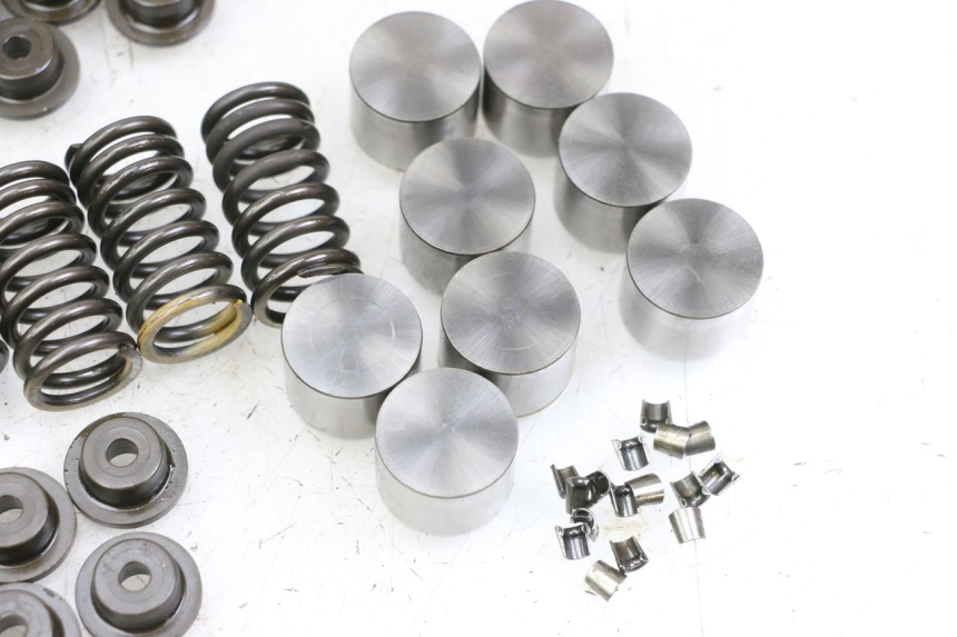 photo de ZAWÓR SUZUKI GSR 750 (2011 - 2017) - Zoom stanu zużycia