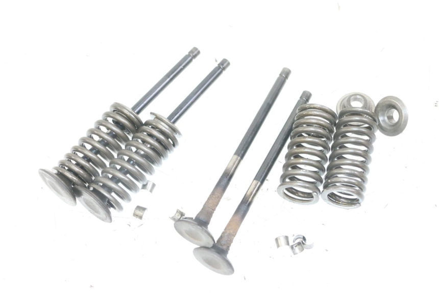 photo de ZAWÓR PIAGGIO VESPA GRANTURISMO 200 (2004 - 2005) - Widok główny