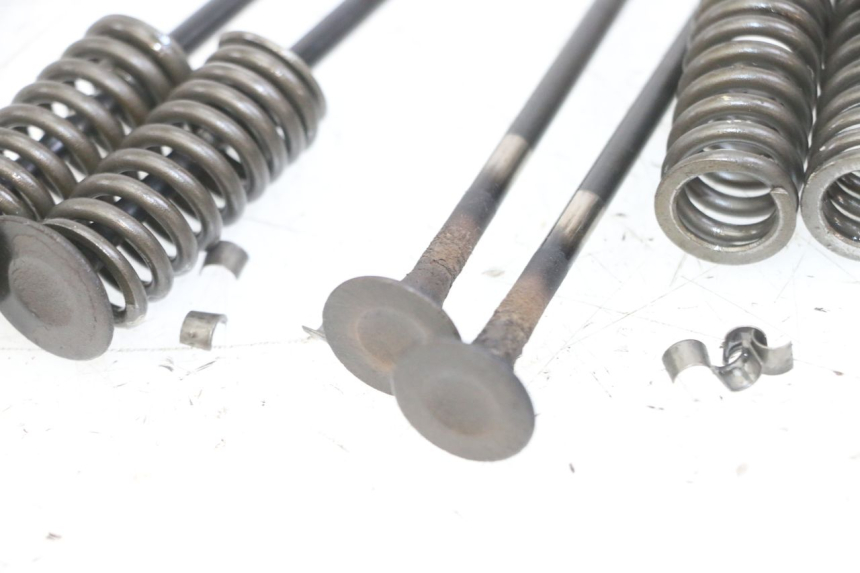 photo de ZAWÓR PIAGGIO VESPA GRANTURISMO 200 (2004 - 2005) - Zbliżenie techniczne