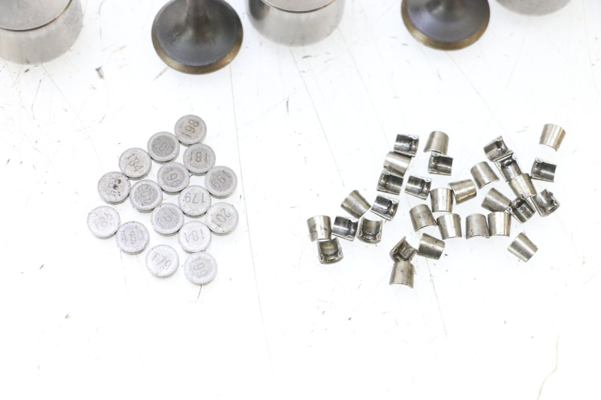 photo de ZAWÓR YAMAHA XJ6 600 (2008 - 2016) - Część sprawdzona