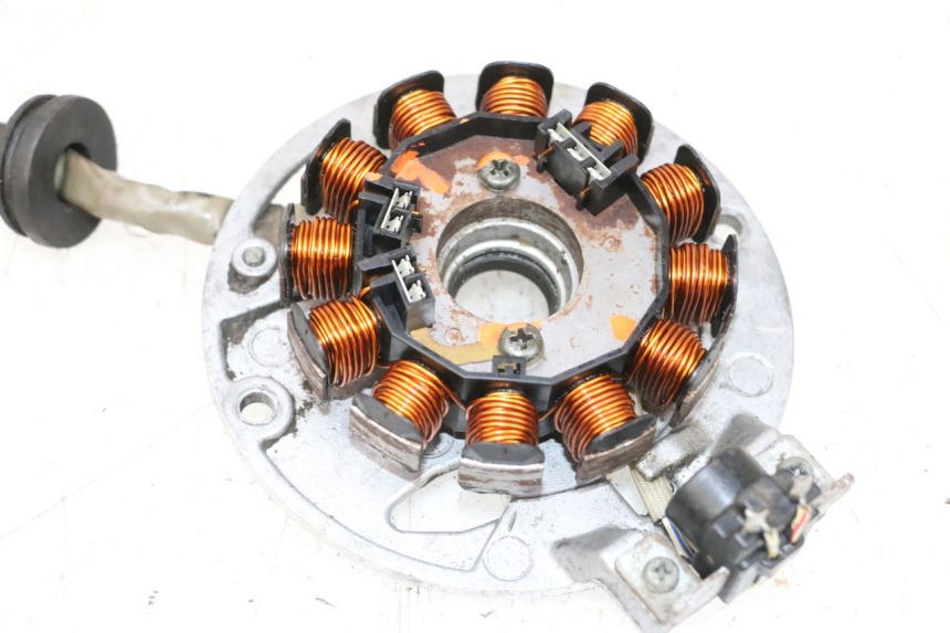 photo de STATOR MBK BOOSTER SPIRIT NAKED 50 (2004 - 2017) - Oznaczenia i referencje