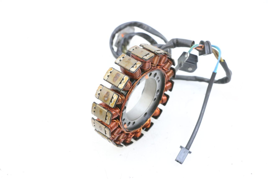 photo de STATOR SUZUKI BURGMAN 650 (2013 - 2020) - Inny kąt widzenia