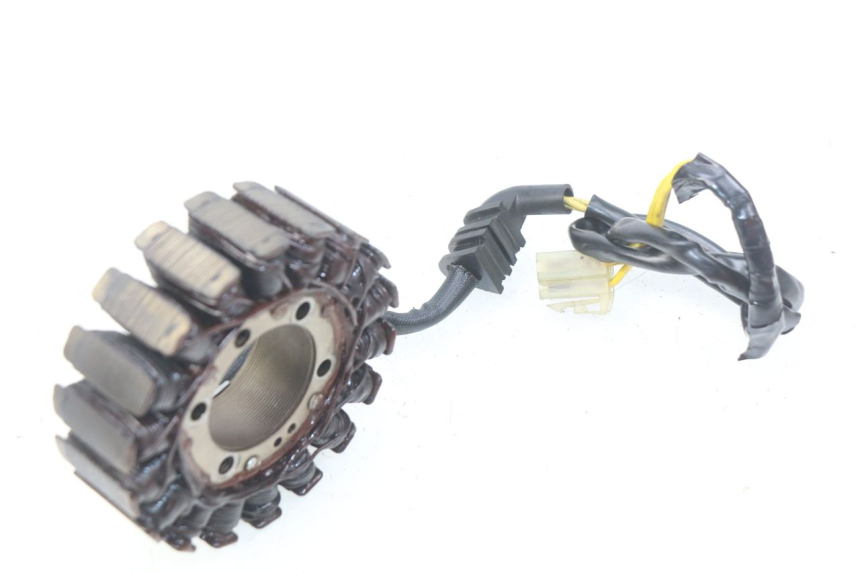 photo de STATOR HONDA CBR RR FIREBLADE 900 (1992 - 1994) - Szczegół części