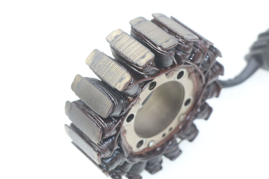 photo de STATOR HONDA CBR RR FIREBLADE 900 (1992 - 1994) - Zoom stanu zużycia