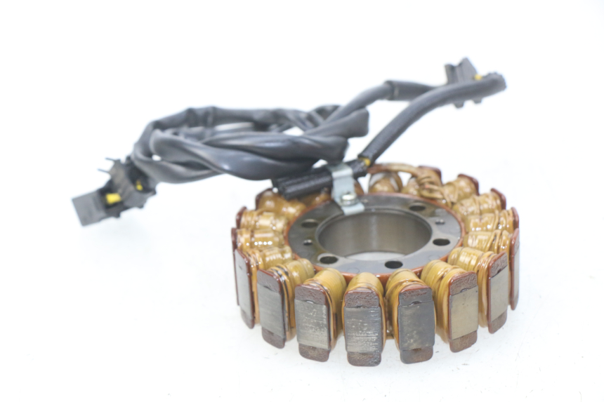 photo de STATOR HONDA CBRF CBR-F PC41 600 (2011 - 2013) - Widok ogólny