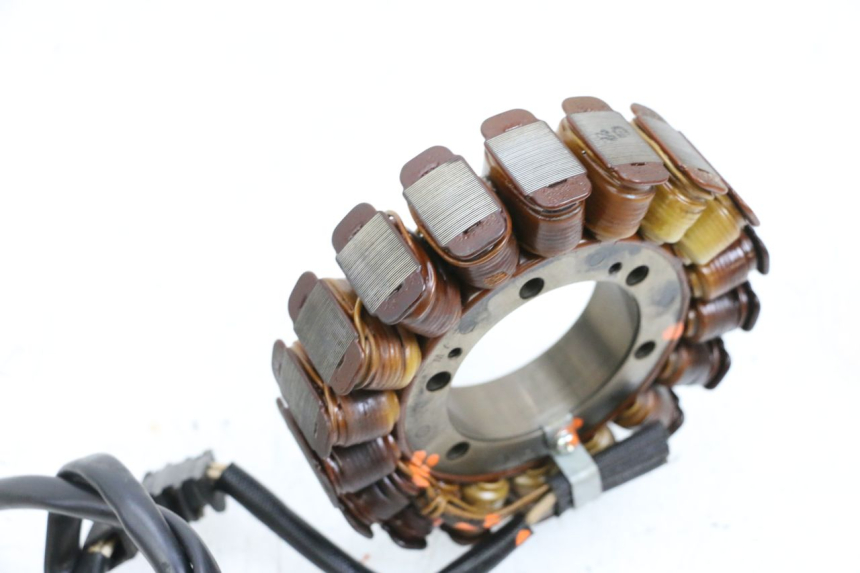 photo de STATOR YAMAHA FJR ABS 1300 (2006 - 2012) - Zoom stanu zużycia
