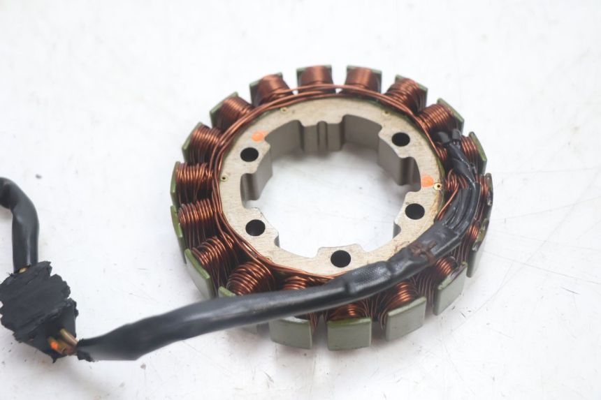 photo de STATOR HONDA FJS SILVER WING SILVERWING 400 (2005 - 2008) - Inny kąt widzenia