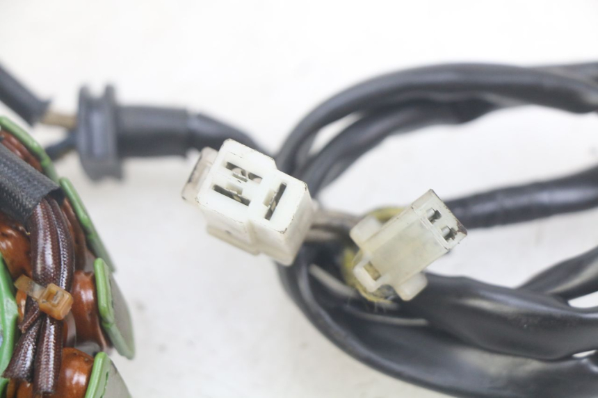 photo de STATOR YAMAHA FZS FAZER 600 (1998 - 2001) - Inny kąt widzenia