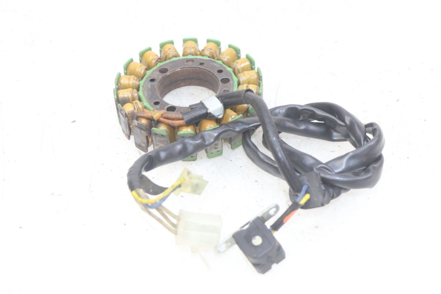 photo de STATOR YAMAHA FZS FAZER 600 (1998 - 2001) - Punkty mocowania