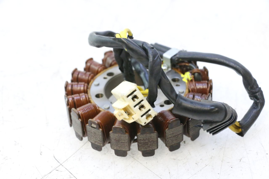 photo de STATOR GILERA GP 800 (2007 - 2013) - Zoom stanu zużycia