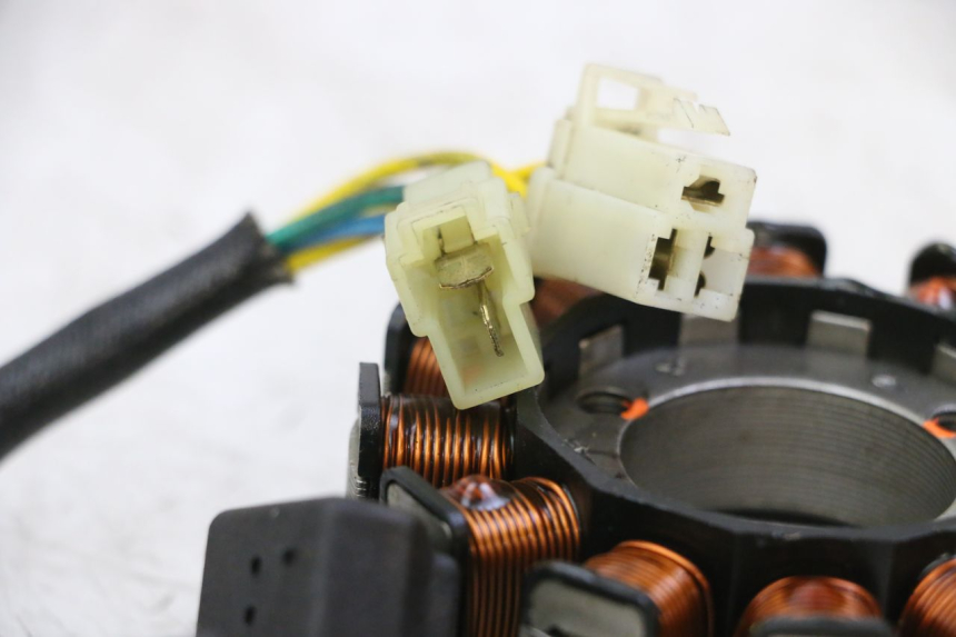 photo de STATOR HYOSUNG GTR 125 (2006 - 2008) - Inny kąt widzenia