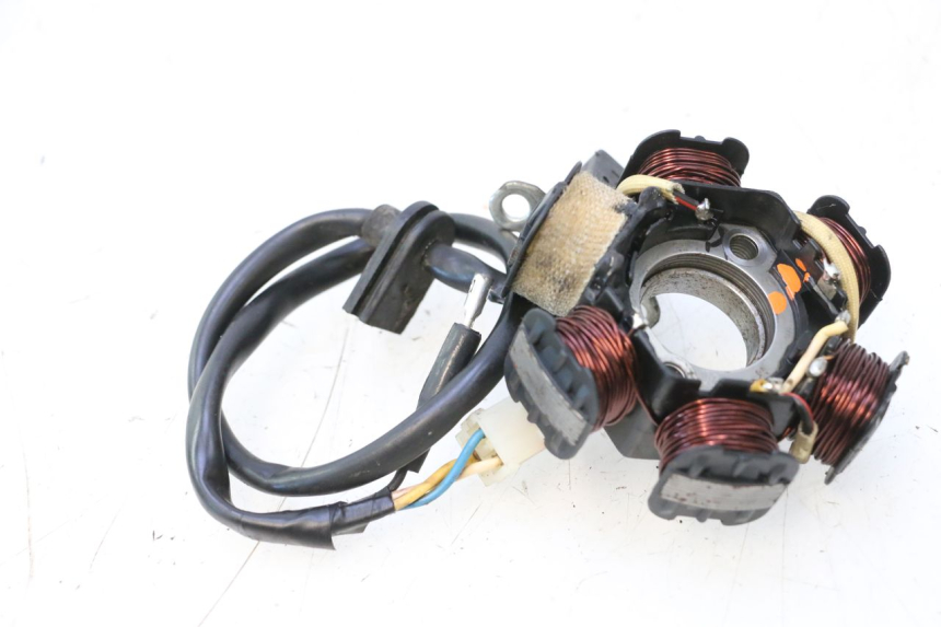 photo de STATOR PEUGEOT LUDIX 50 (2008 - 2017) - Widok główny