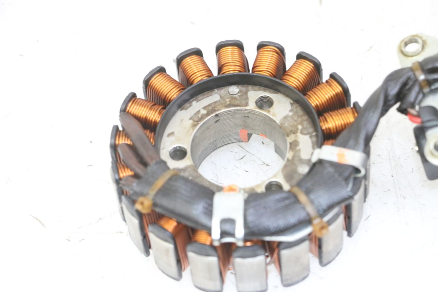 photo de STATOR PIAGGIO MP3 LT 300 (2010 - 2016) - Oznaczenia i referencje