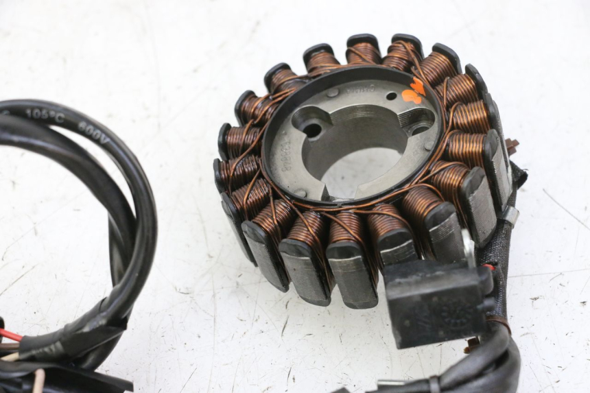 photo de STATOR PIAGGIO MP3 RL 250 (2006 - 2010) - Oznaczenia i referencje