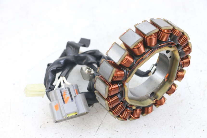 photo de STATOR YAMAHA MT-07 MT07 ABS 700 (2014 - 2017) - Punkty mocowania