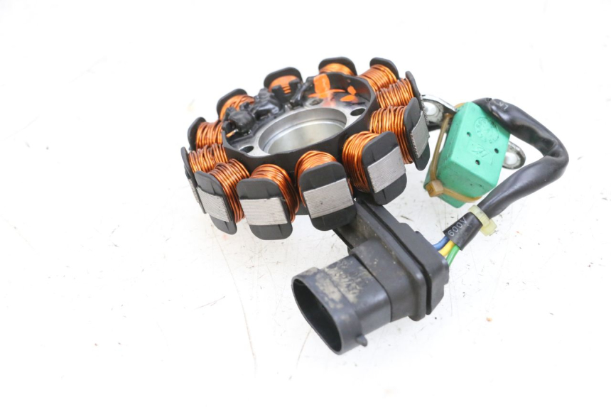 photo de STATOR PIAGGIO NEW TYPHOON 50 (2018 - 2021) - Zbliżenie techniczne