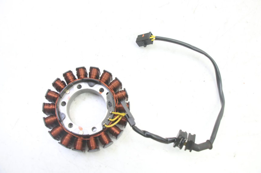 photo de STATOR HONDA NTV DEAUVILLE 650 (2001 - 2006) - Inny kąt widzenia