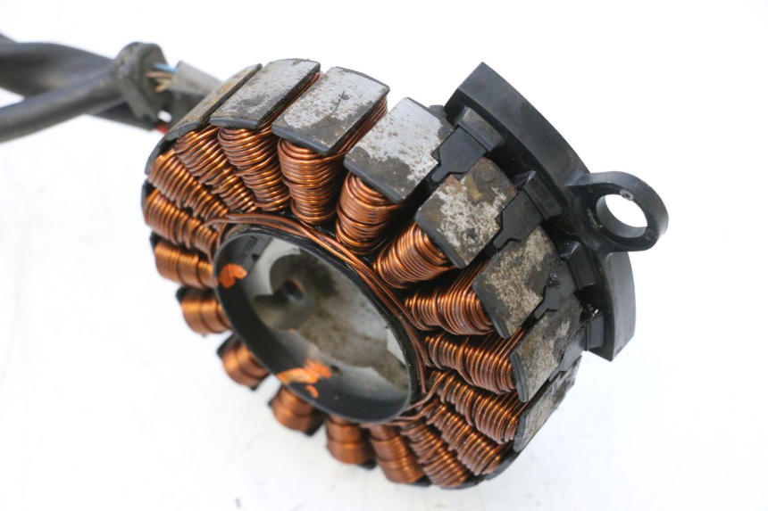 photo de STATOR HONDA PCX (JF57/JF64) 125 (2014 - 2018) - Zoom stanu zużycia