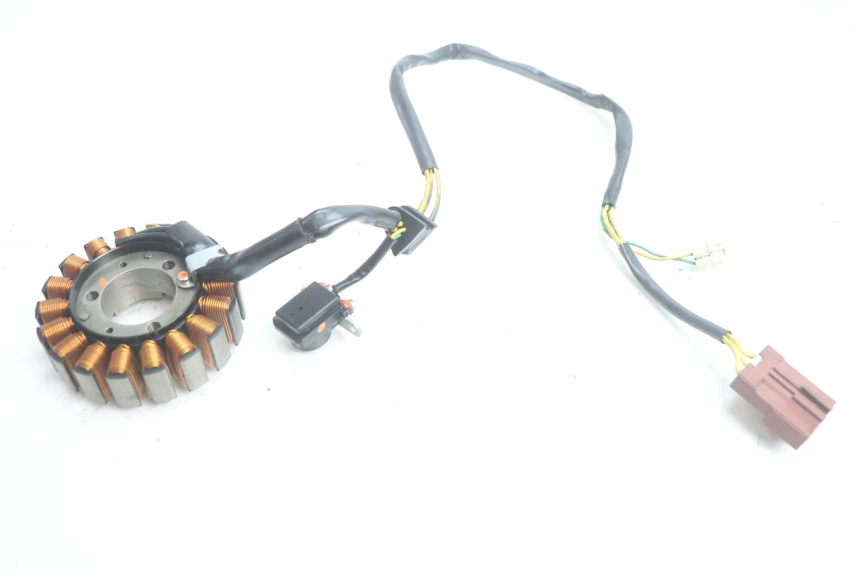 photo de STATOR PEUGEOT SATELIS 125 (2006 - 2009) - Inny kąt widzenia