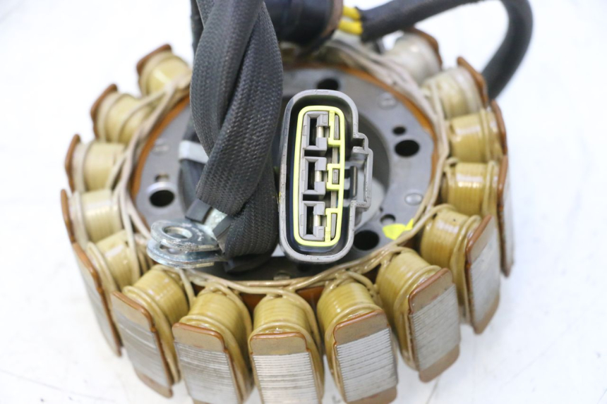 photo de STATOR CAN-AM SPYDER RS 1000 (2008 - 2012) - Punkty mocowania