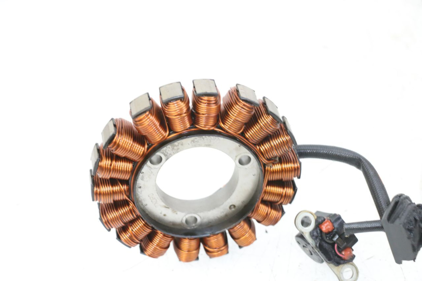 photo de STATOR SUZUKI GSX F GSXF 650 (2007 - 2015) - Zbliżenie techniczne