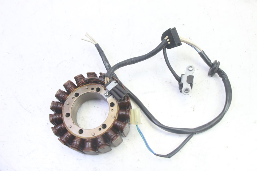 photo de STATOR YAMAHA TDM ABS 900 (2002 - 2014) - Zoom stanu zużycia