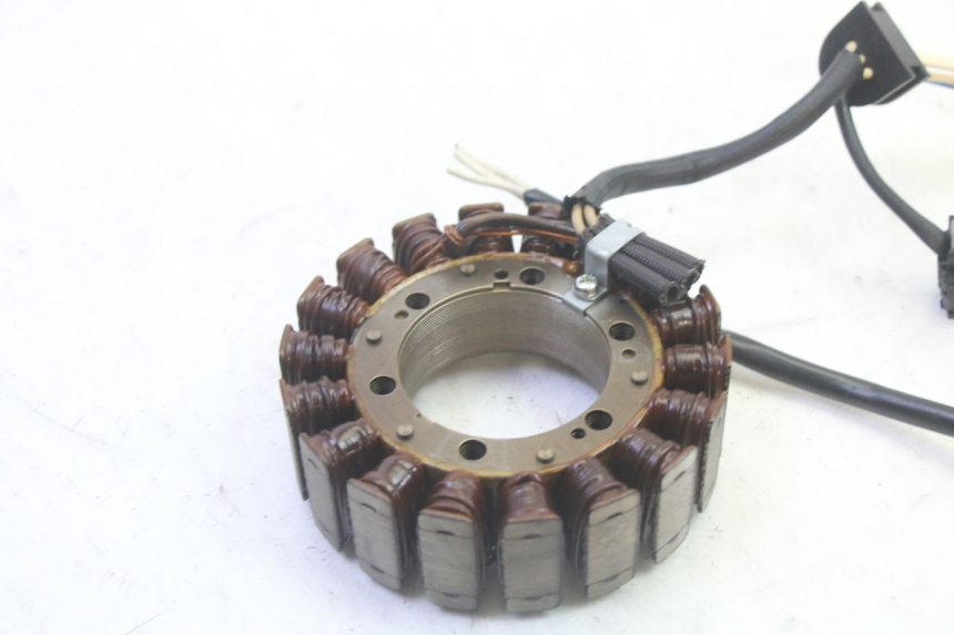 photo de STATOR YAMAHA TDM ABS 900 (2002 - 2014) - Inny kąt widzenia