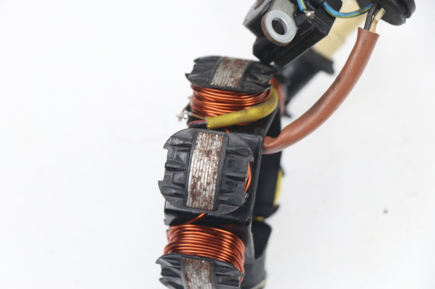 photo de STATOR PEUGEOT TREKKER TKR 50 (2005 - 2014) - Inny kąt widzenia